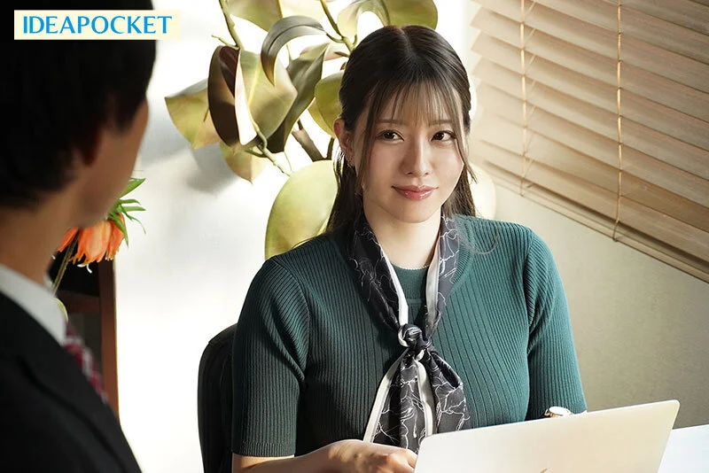 FANZA/ファンザエロ『セクシー女優館』でオススメしている綺麗でセクシーな女性のひなの花音の画像